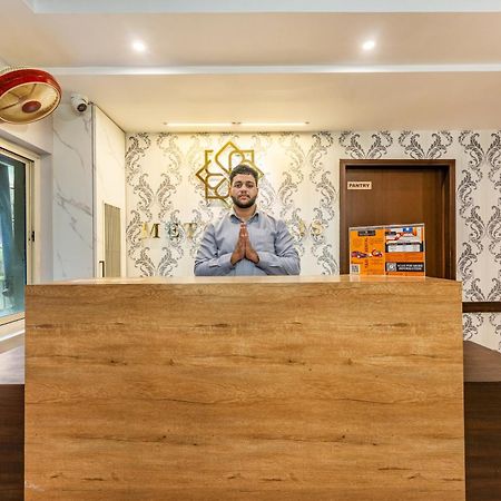 Metropolis Business Hotel Панаджі Екстер'єр фото